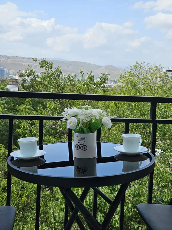 "Идиллия" -современные уютные апартаменты с видом на город