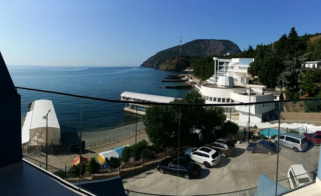 Первая линия