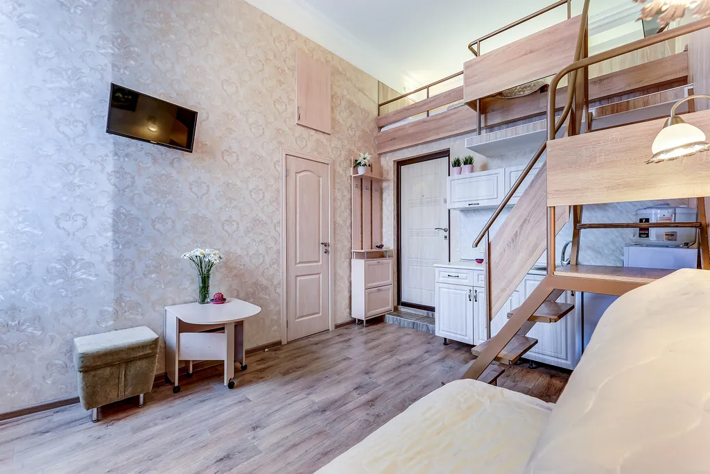 Квартира Квартира Двухуровневая студия в историческом элитном центре у Невского — Санкт-Петербург