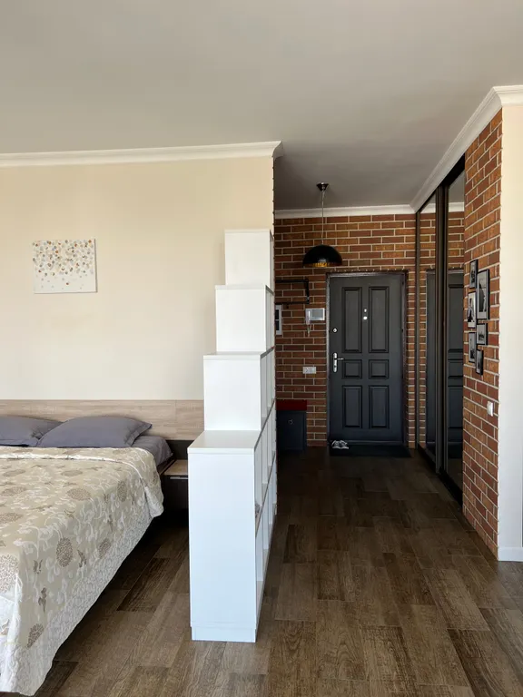 Уютная светлая студия с прекрасным видом в центре города