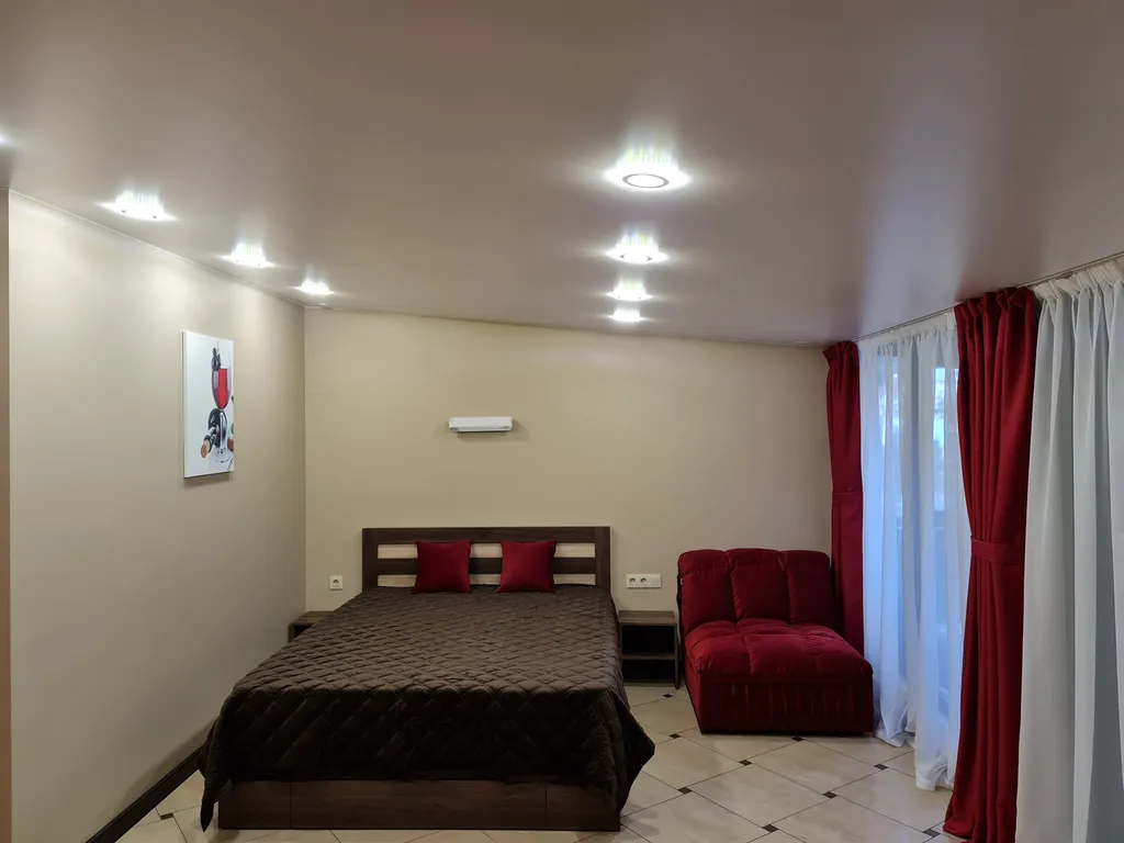 Люкс студия возле парка с видом на море