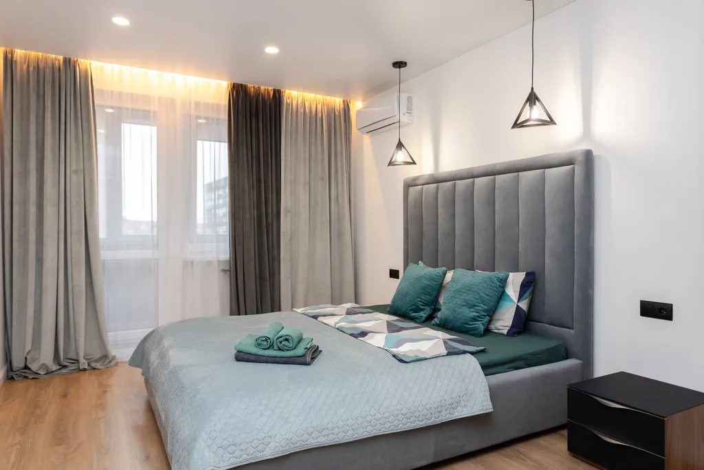 Уютная квартира с двумя балконами в центре рядом с Островом Канта