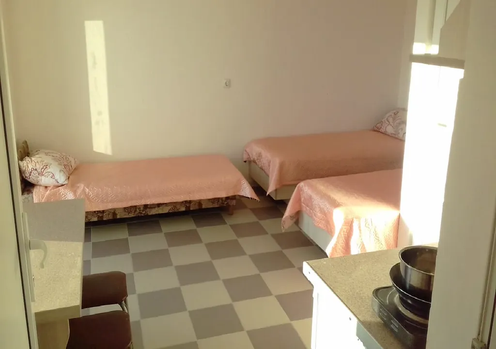 Апартаменты двухкомнатные, пятиместные, второй этаж