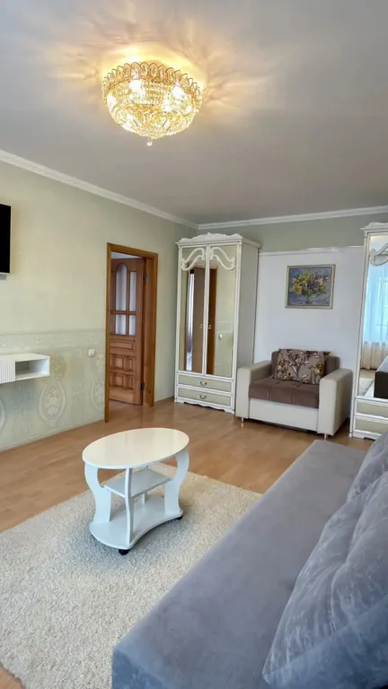 Уютная  квартира на Левом берегу — аренда посуточно в Омск