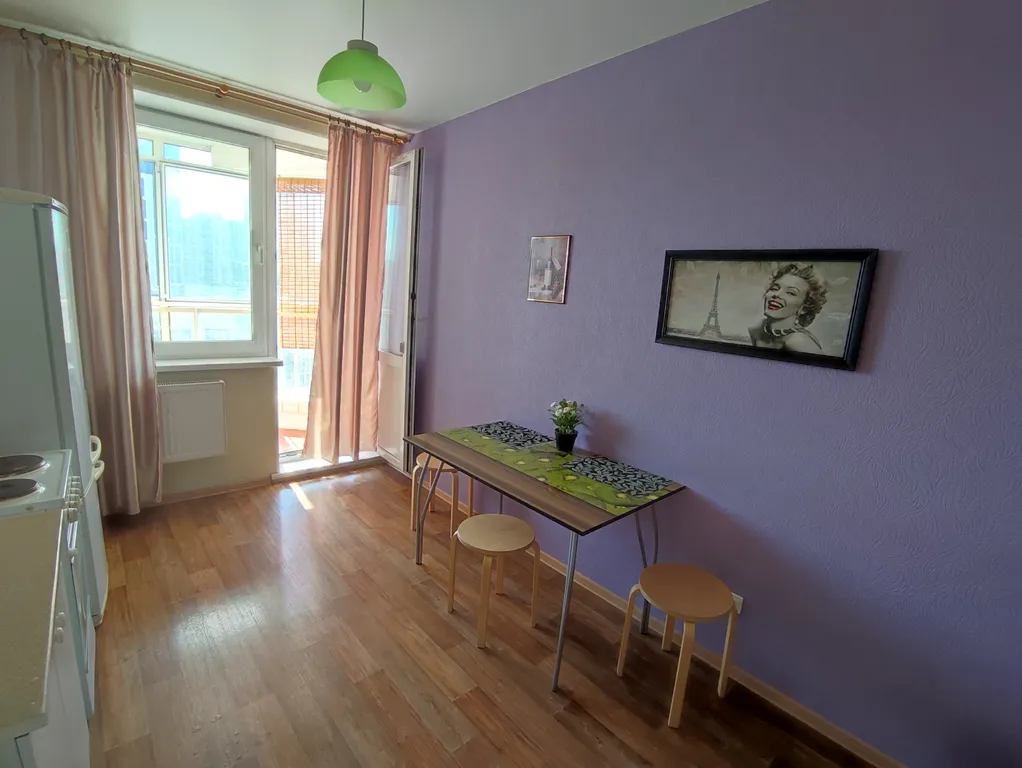 Квартира у ТРК Столица