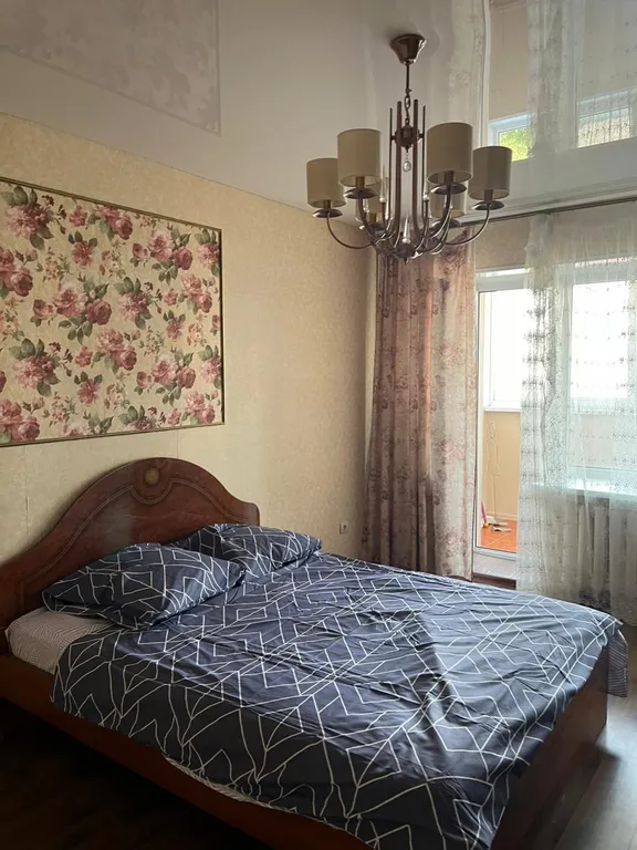 Уютная квартира — аренда посуточно в Губкин