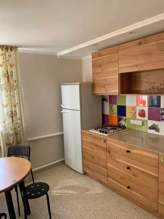 Дом со своим двором и парковкой