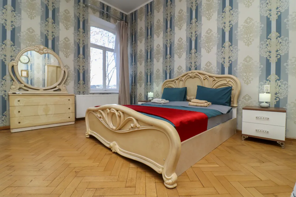 Квартира с балконом в центре