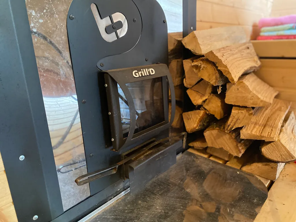 Коттедж Коттедж Дача с банькой в живописном лесу — Горячий Ключ