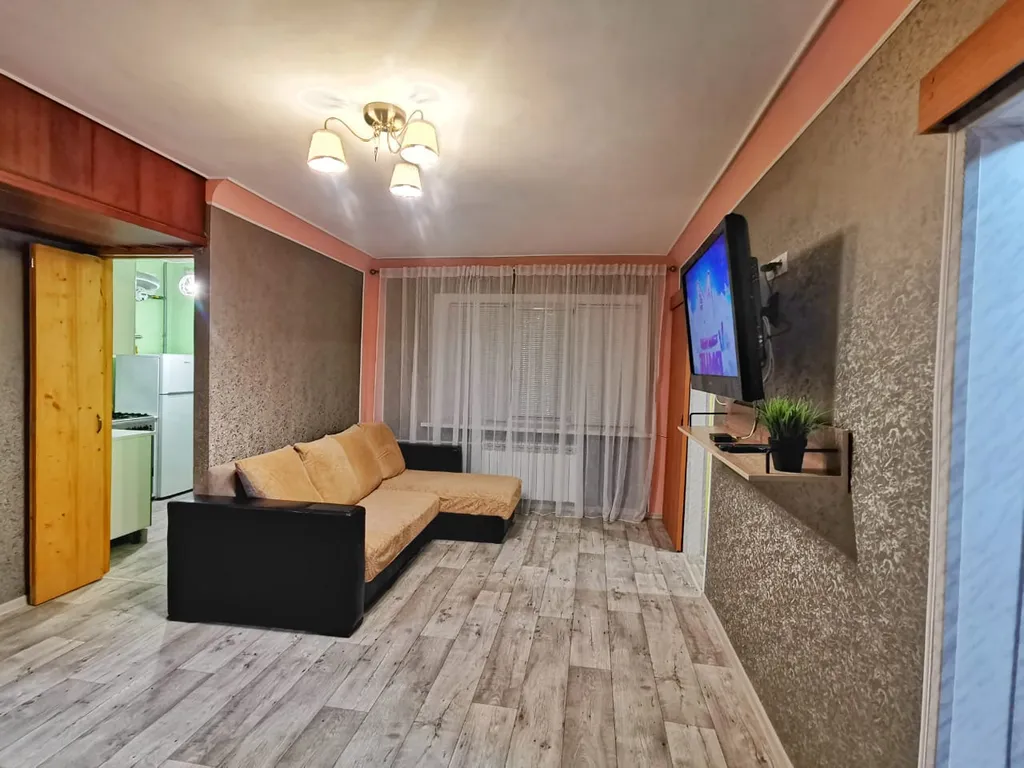 Комфортная 2к квартира в центре — аренда посуточно в Мичуринск