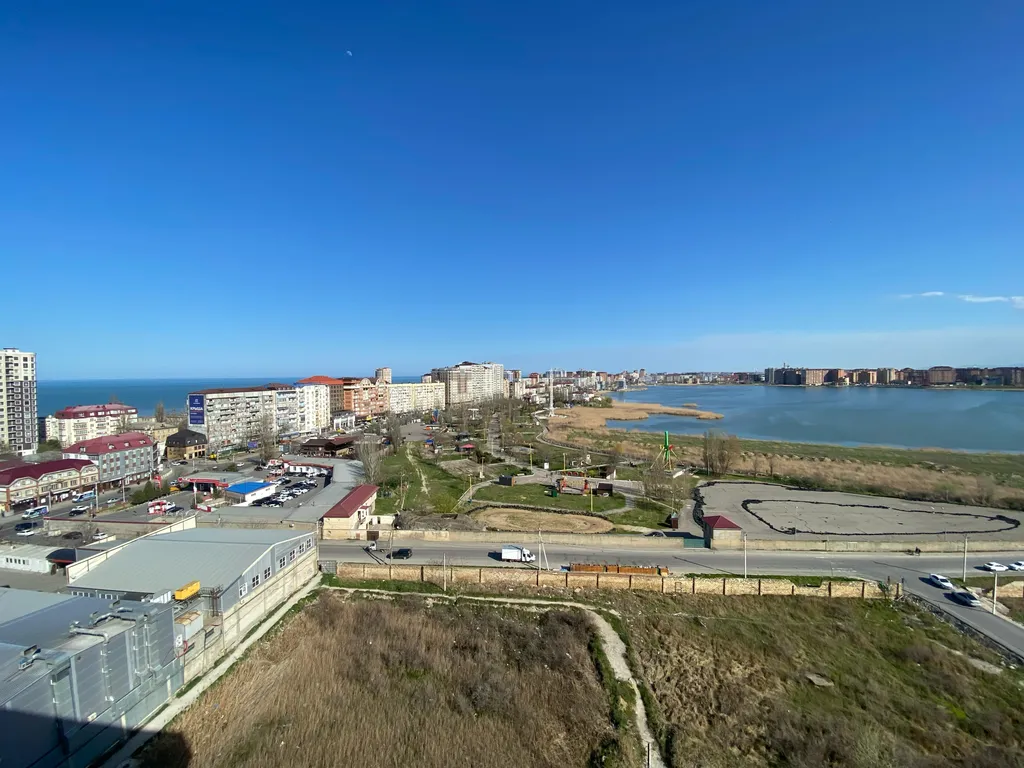 Квартира Квартира Аппартаменты с видом на озеро и море — Махачкала