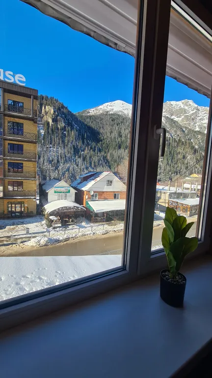 Гостевой в дом Турист09 в самом центре Домбая