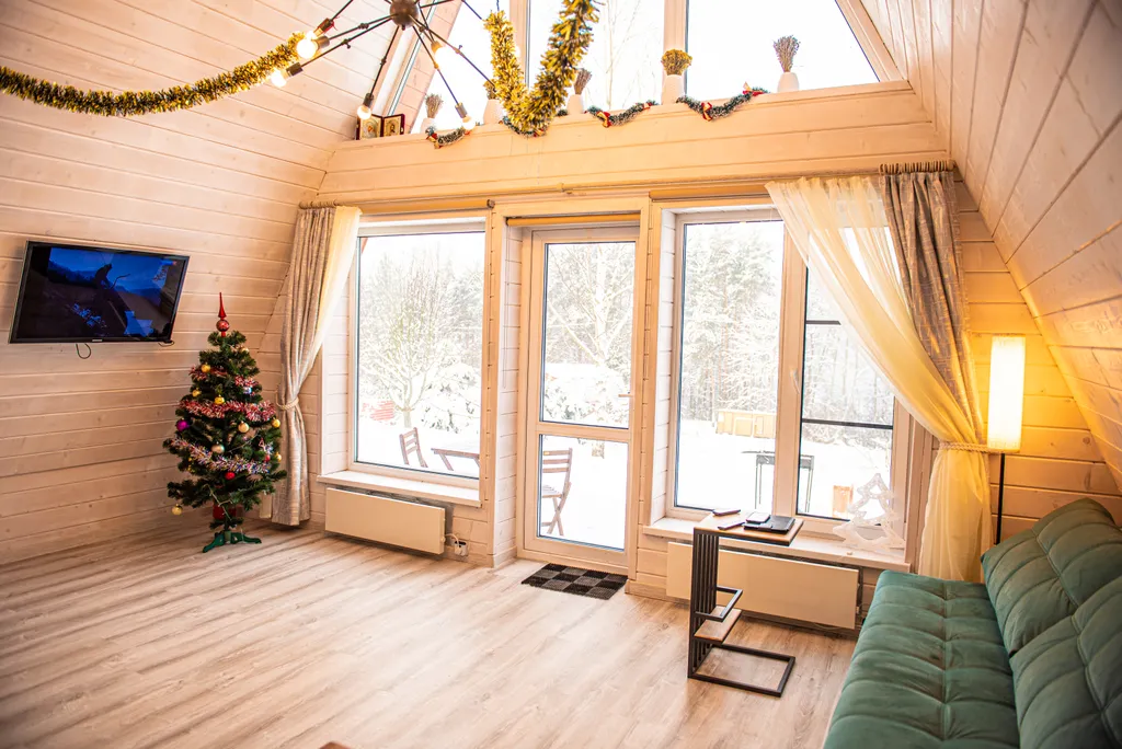 Коттедж Дом для отдыха всей семьей — Луга