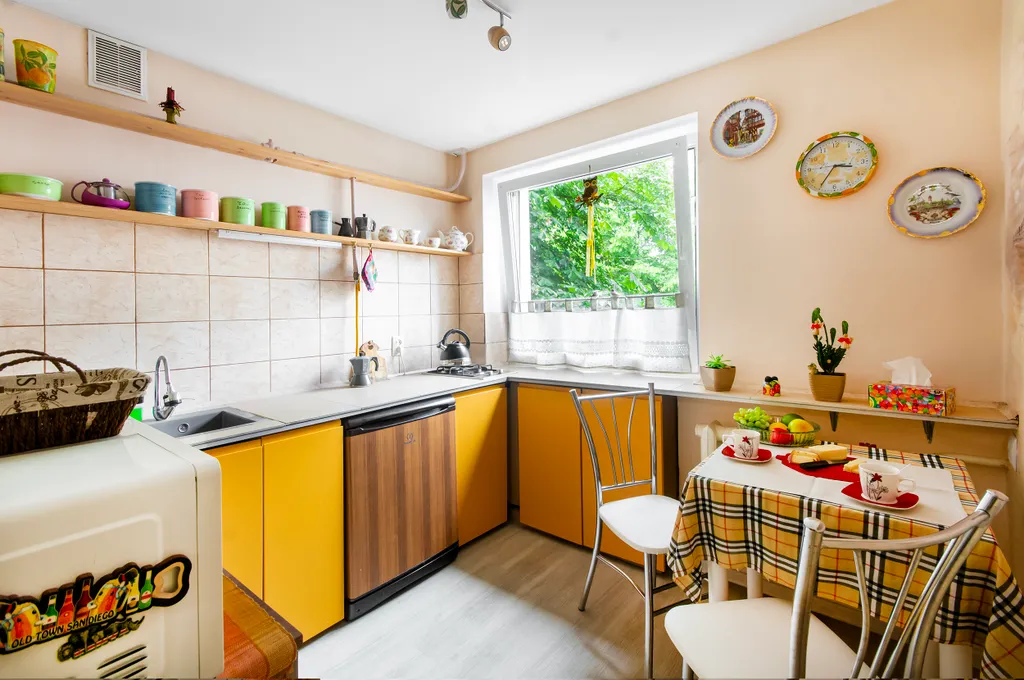 Милая уютная квартирка + в центре города+ две отдельные комнаты