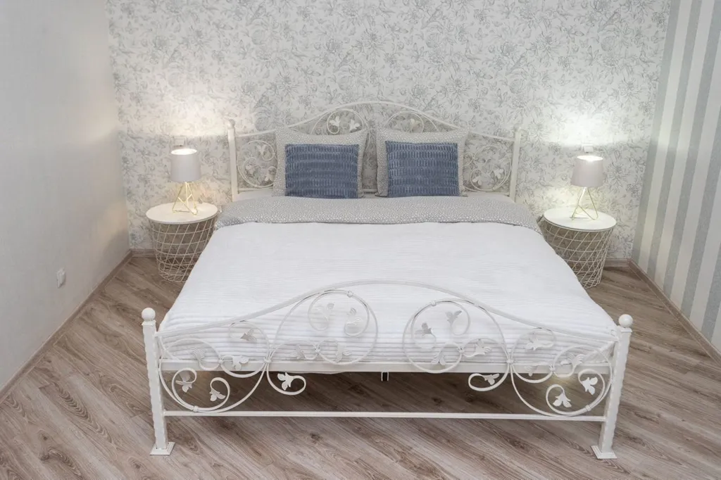 Кpаcивая квартира в Дворянскoм гнездe — аренда посуточно в Калининград