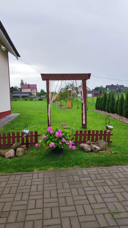 Агроусадьба с баней, на реке Птичь под Минском, с прудом