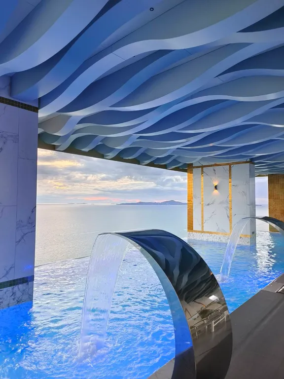 Copacabana Beach Jomtien Deluxe Sky Ocean 5383