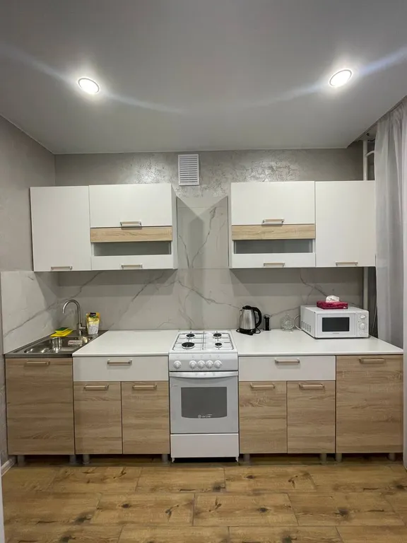 Красивая квартира в новом доме рядом с заездом в город