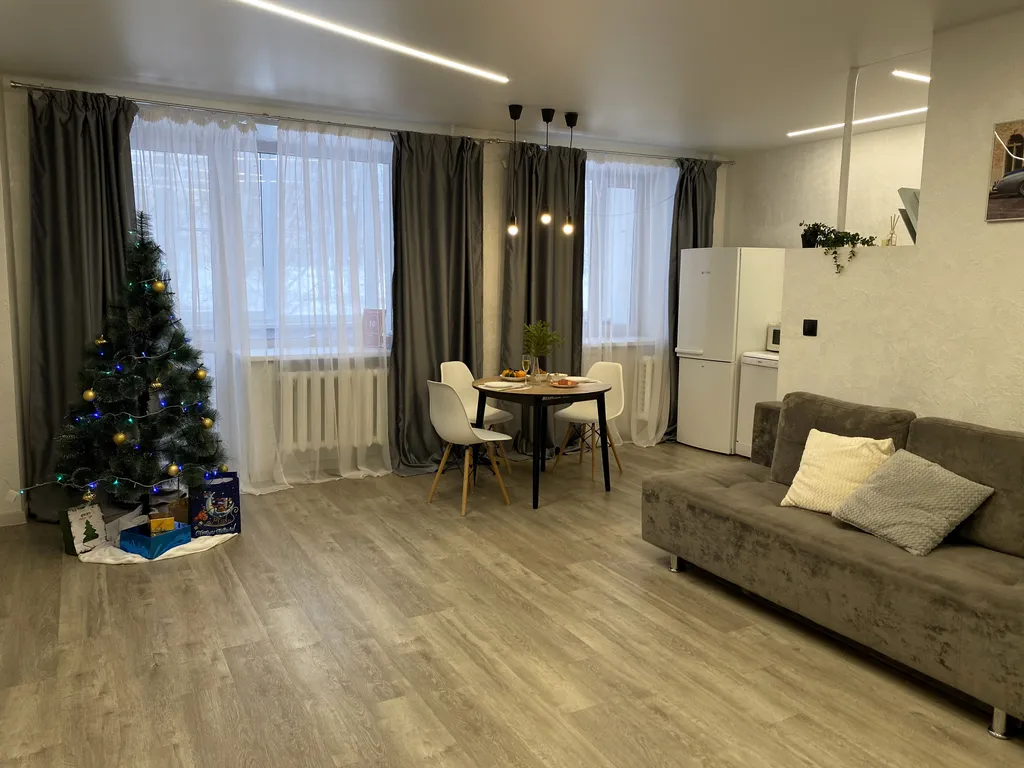 Квартира В гостях у замминистра — аренда посуточно в Ижевск