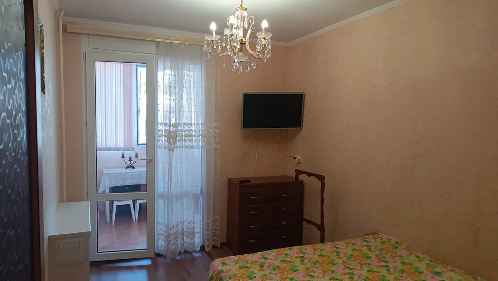 Квартира Светлая, уютная квартира — Евпатория