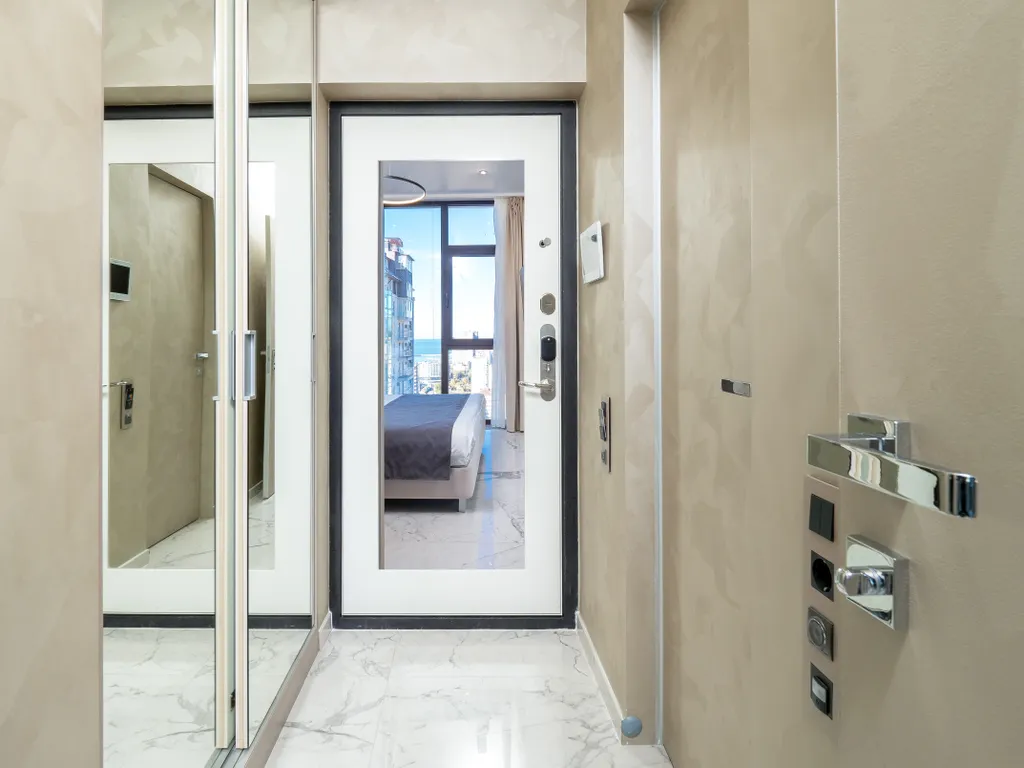 Апартаменты с красивым панорамным видом на  город и море