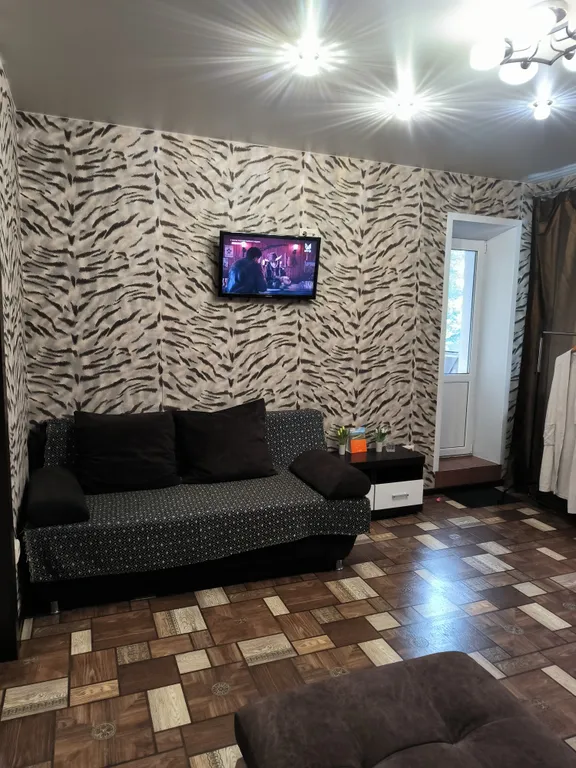 Отличная квартира с евроремонтом рядом с вокзалами