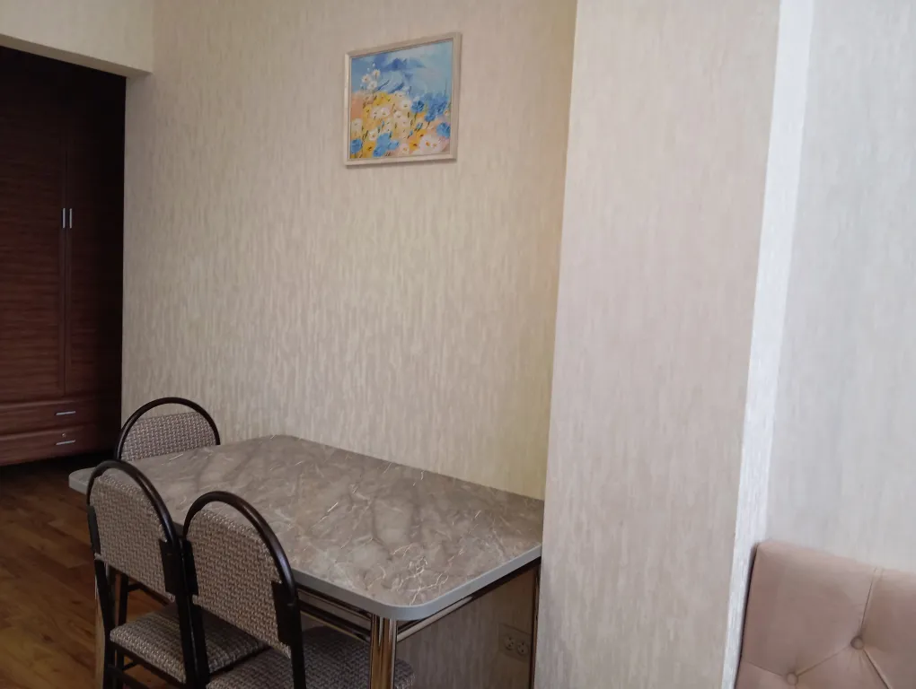 Уютная квартира с хорошим ремонтом