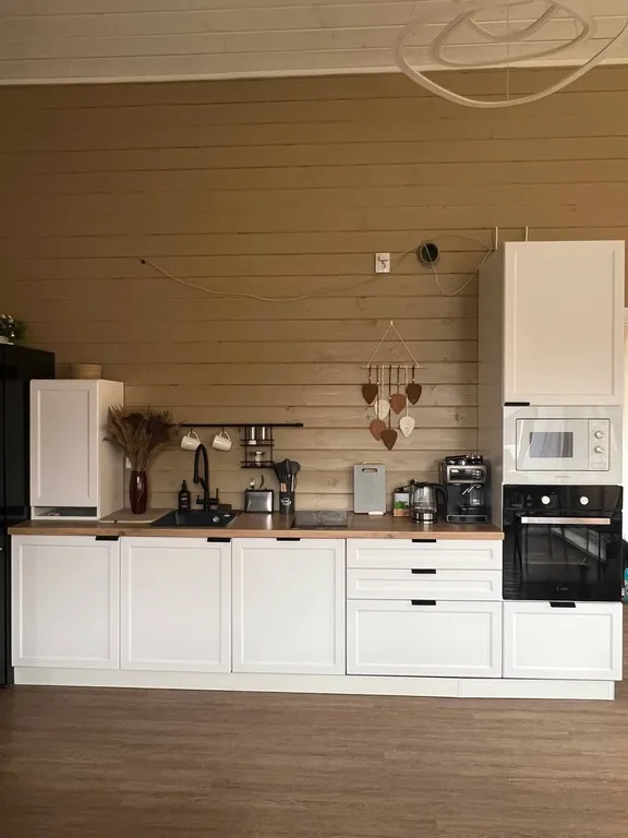 Просторный дом с баней и чаном