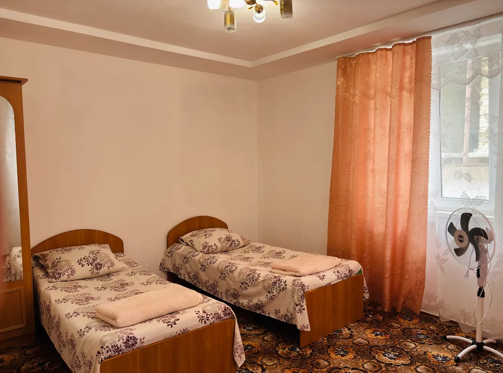 Просторный дом с личным двором