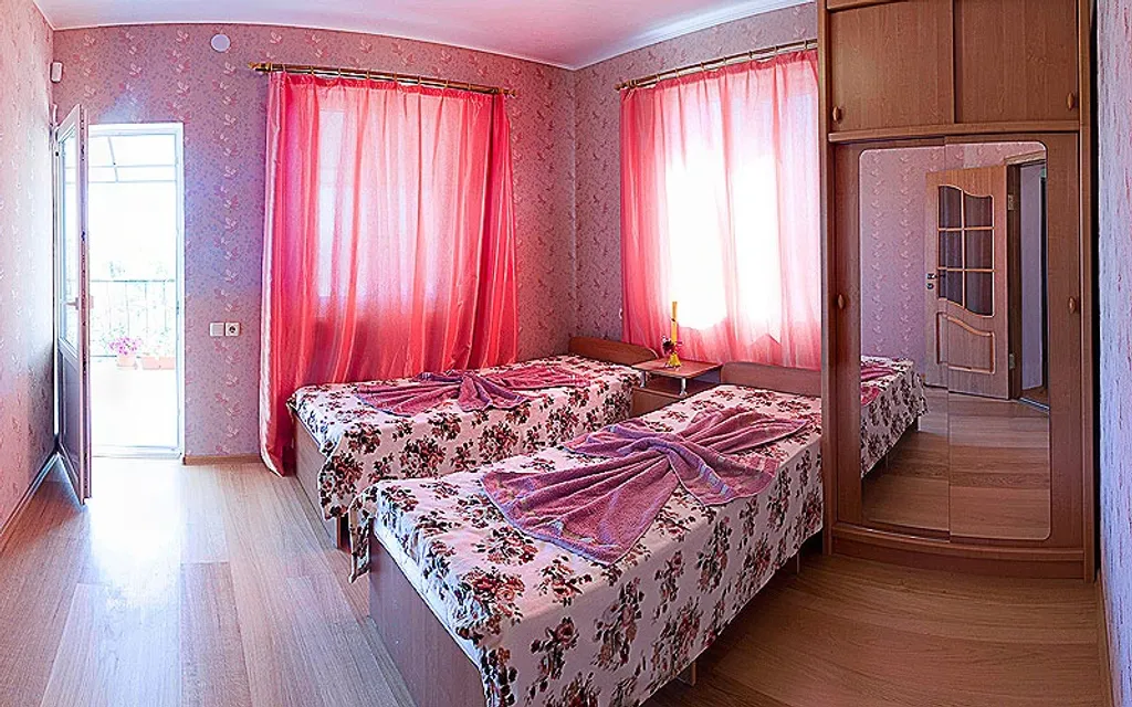 Дом под ключ в тихом и экологически чистом районе Севастополя у моря