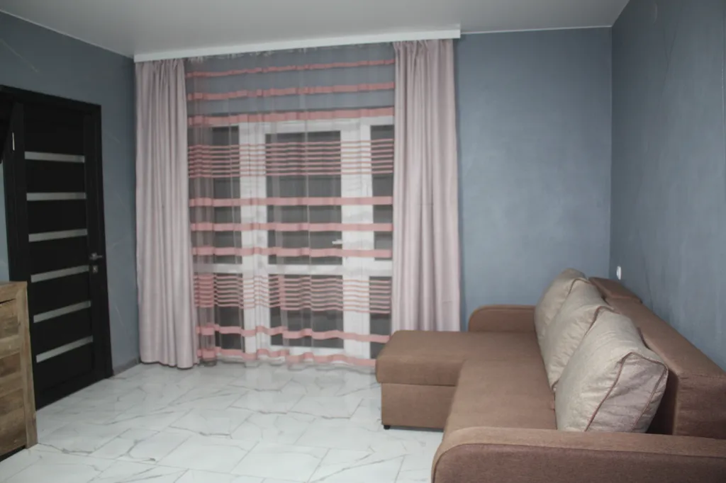 Двухкомнатная с кухней