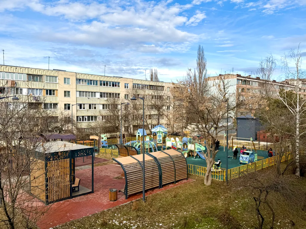 Квартира рядом с Озером и Комсомольским Парком