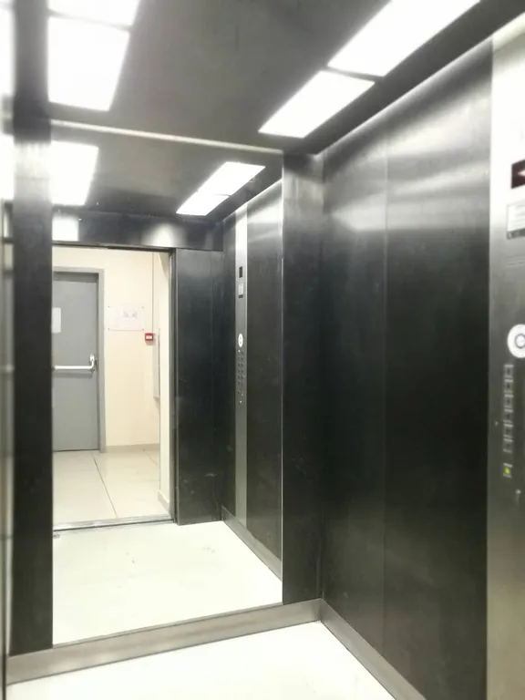 Комфортная двуспальная квартира в бизнес-центре