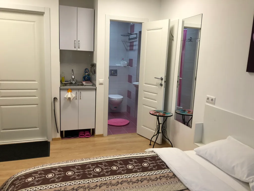 Квартира Апартаменты у метро — Москва