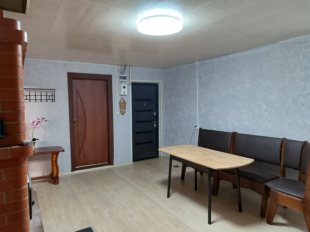 Уютный дом на горе