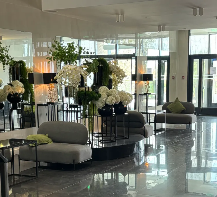 Видовые апартаменты Tower Plaza