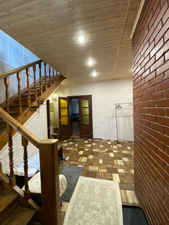 Большой уютный дом