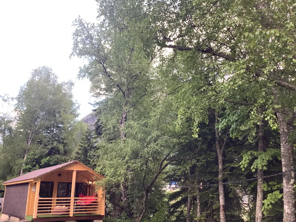 8-комнатный Дом