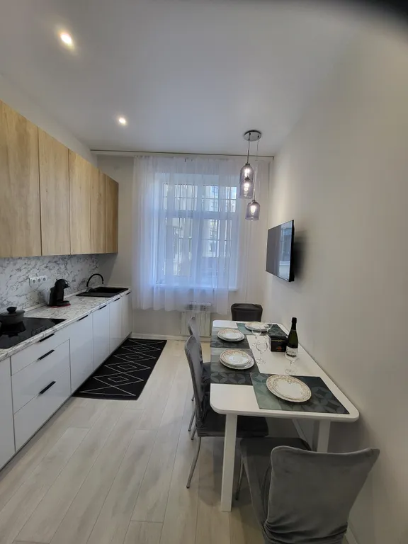 Море у дома, первая линия, двухкомнатная резиденция у моря