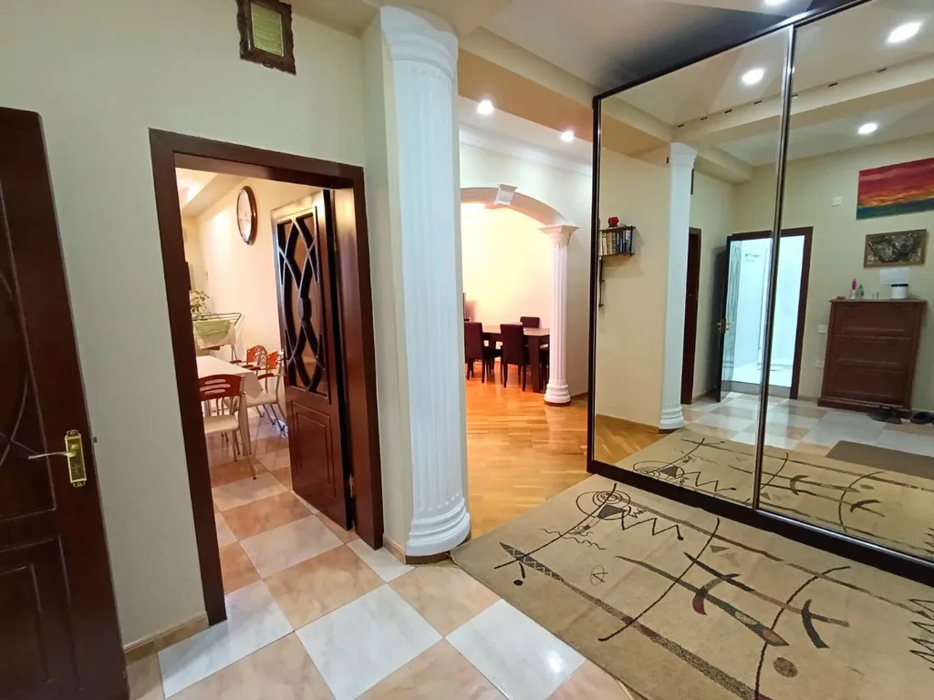 Квартира рядом с метро Низами