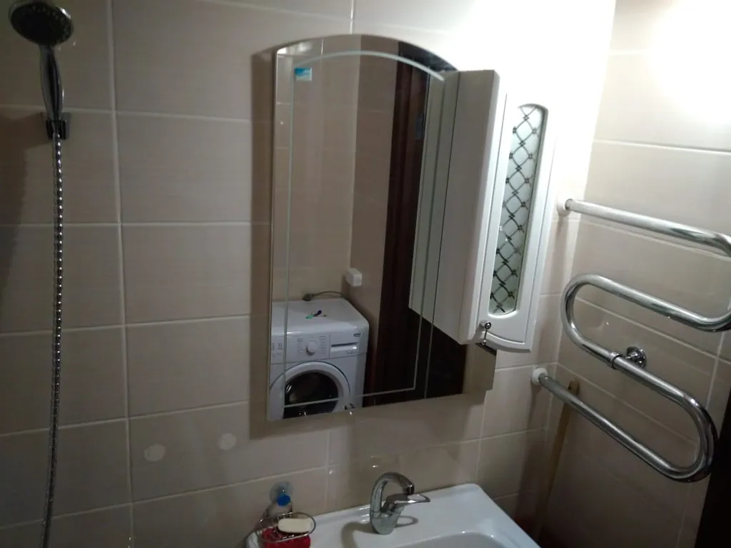 Квартира с отличной транспортной развязкой у дома