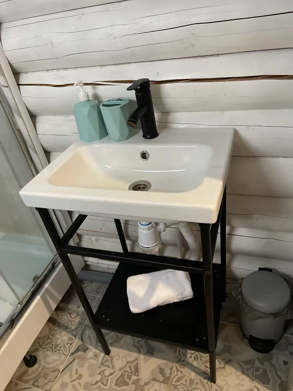 Уютный дом из бревна с 2мя отдельными спальнями