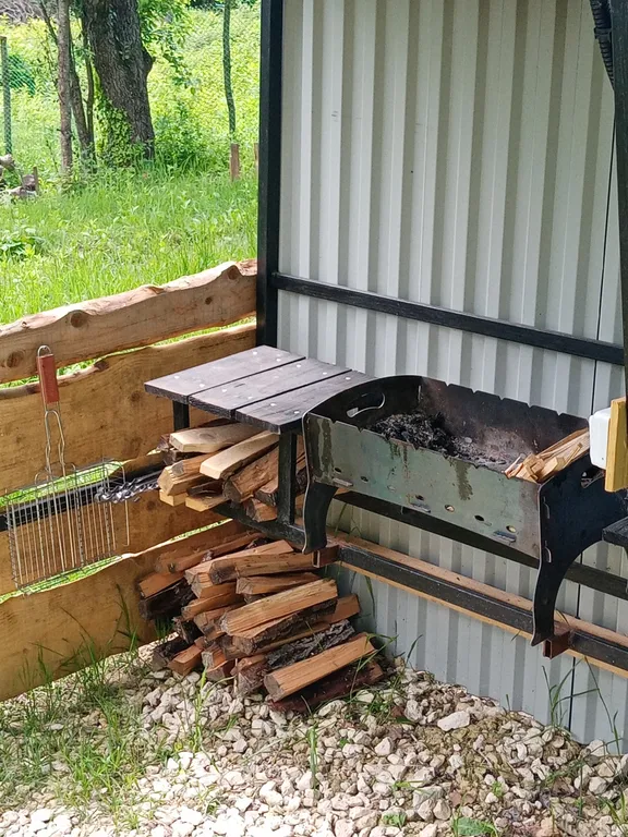 Домик с Баней у горы