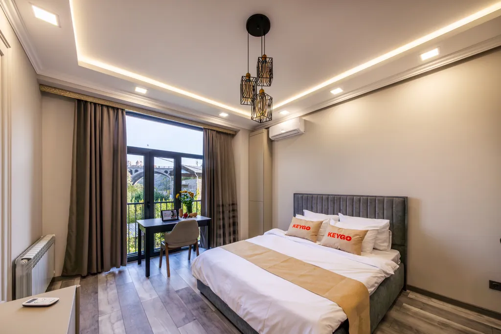 Квартира Апартаменты KeyGo #0010 рядом с церковью Святого Саркиса — аренда посуточно в Ереван