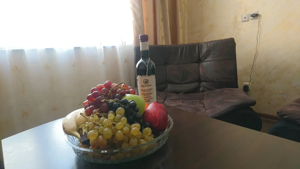 Квартира 3-комнатная Квартира — Батуми