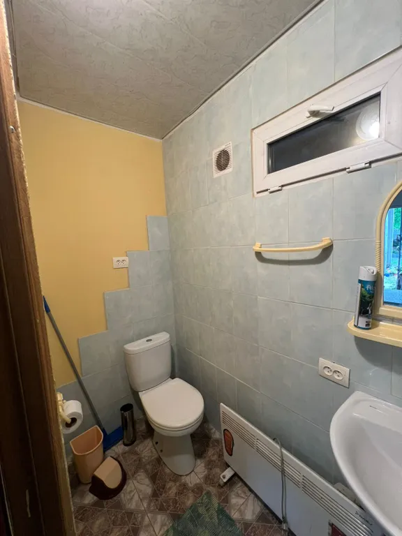 Трёхместный номер около моря