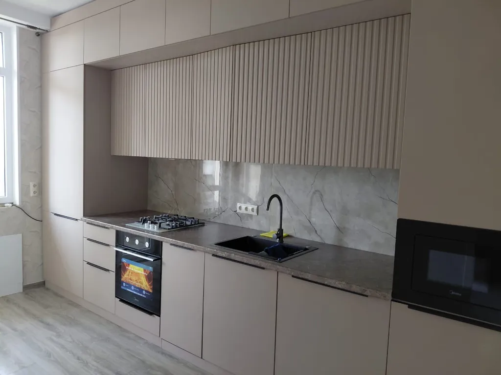 Двухкомнатная квартира возле набережной