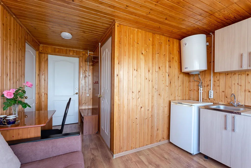 5 местный двухкомнатный номер с кухонной зоной, парковка в подарок