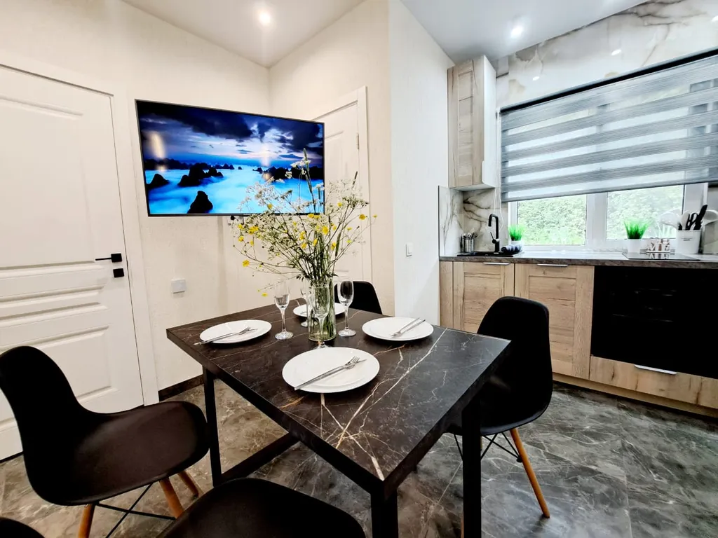 Новый современный дом с сауной и террасой