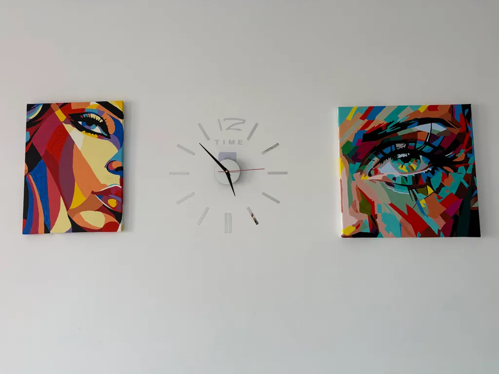 Комната у метро